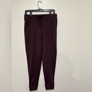 32 Heat Joggers size small